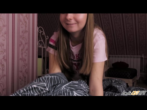 ❤️ Blondie suger BFF's dypt og får sperm i munnen Sex ved no.shadbase-xxx.ru ﹏